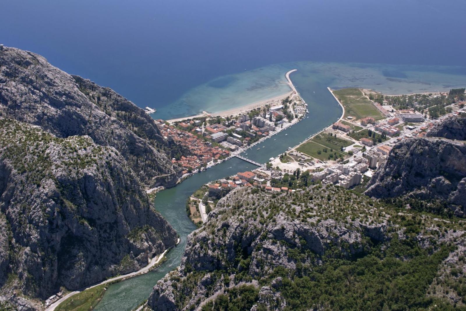 Apartment Borak Omiš Exterior foto