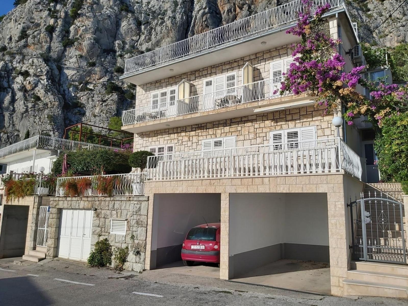 Apartment Borak Omiš Exterior foto